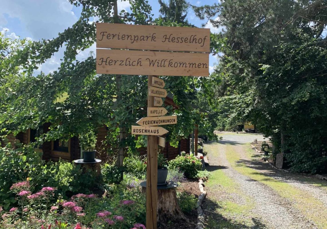 Ferienpark Hesselhof - Ferienwohnungen und Wellnessanlage in Rimbach, Odenwald (Foto 01)