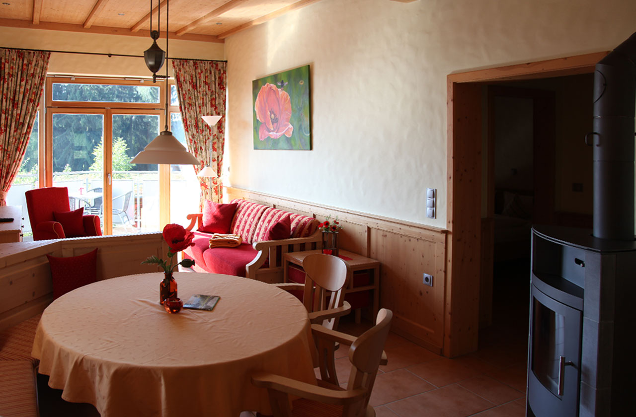Ferienwohnung Mohnblume (Foto 01). Ferienpark Hesselhof - Ferienwohnungen und Wellnessanlage in Rimbach, Odenwald